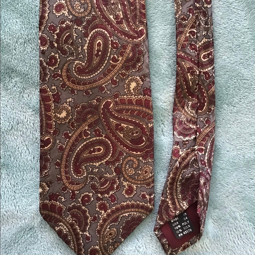 Egon von Furstenberg Paisley Necktie - Picture 1 of 5